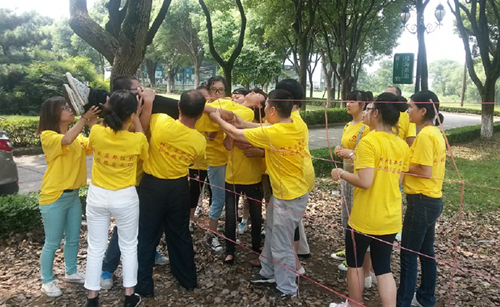 在体验中收获 在收获中生长_副本.jpg