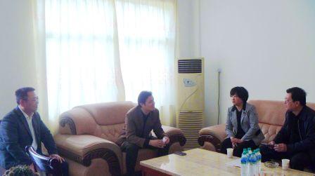 峡江县委书记徐开萍、常务副县长胡新明 走访调研吉安三力1.jpg